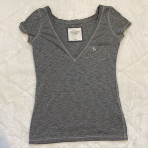 Abercrombie & Fitch Gray v neck Women's Top Vintage Y2k